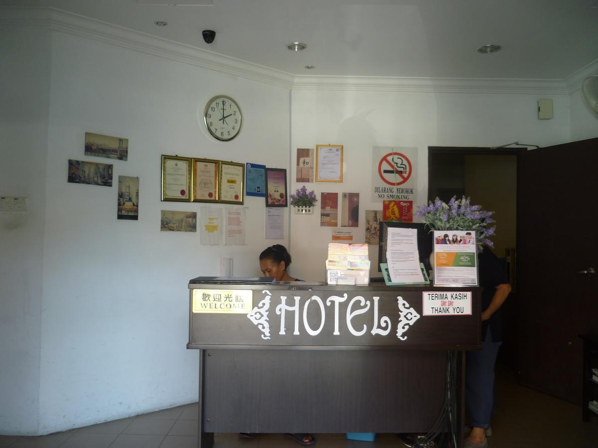 Best One Hotel Malacca Exterior photo